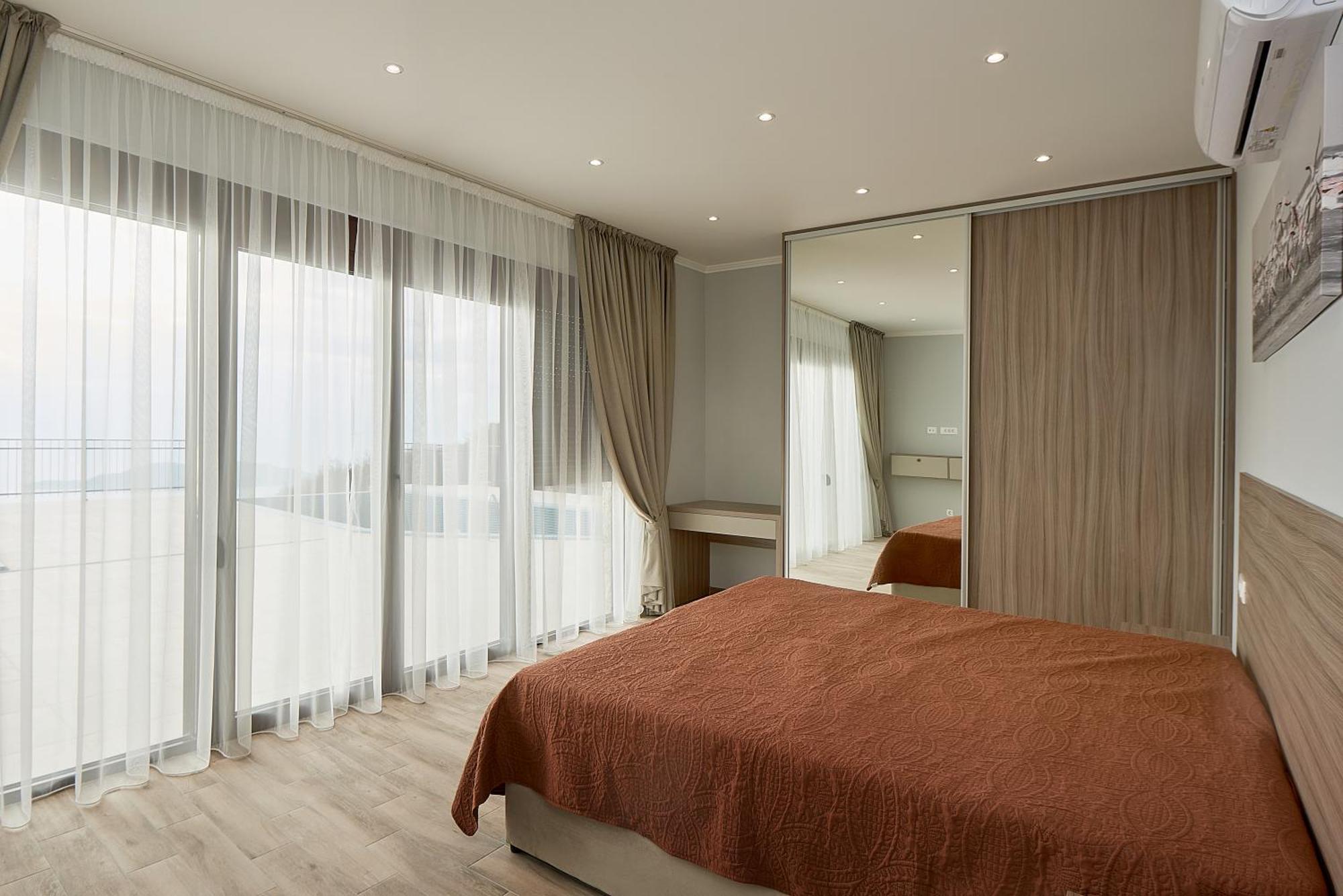 Sunbreeze Delux Vilas Budva Zewnętrze zdjęcie